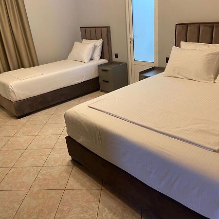 "Hotel Lili" Sarandë 외부 사진