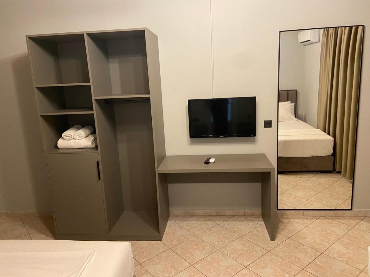 "Hotel Lili" Sarandë 외부 사진
