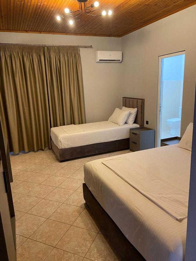 "Hotel Lili" Sarandë 외부 사진
