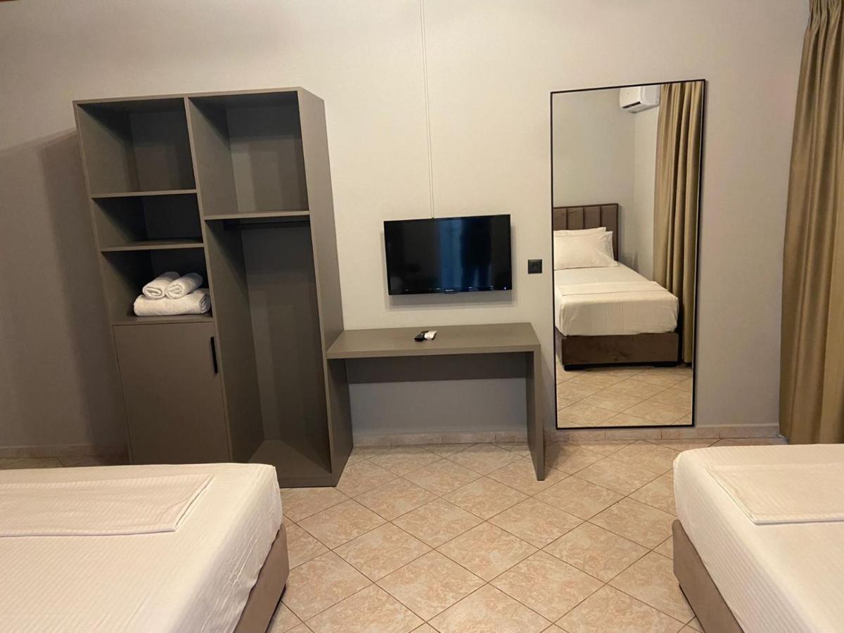 "Hotel Lili" Sarandë 외부 사진
