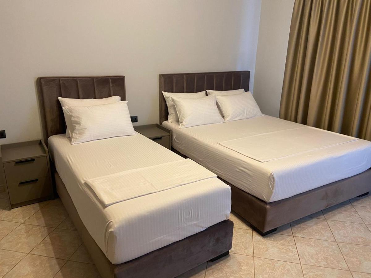 "Hotel Lili" Sarandë 외부 사진